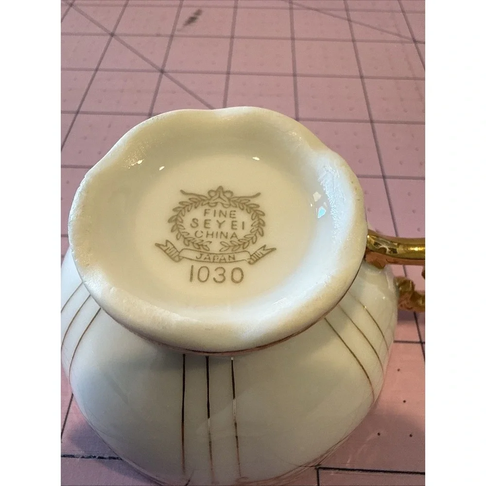 Seyei Fine China 1030 Set of 2 Cups Made in Japan